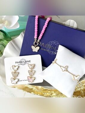 Park Lane “Pink Lily” Bracelet from May 2026 Sparkle Box! Bracelet Only!